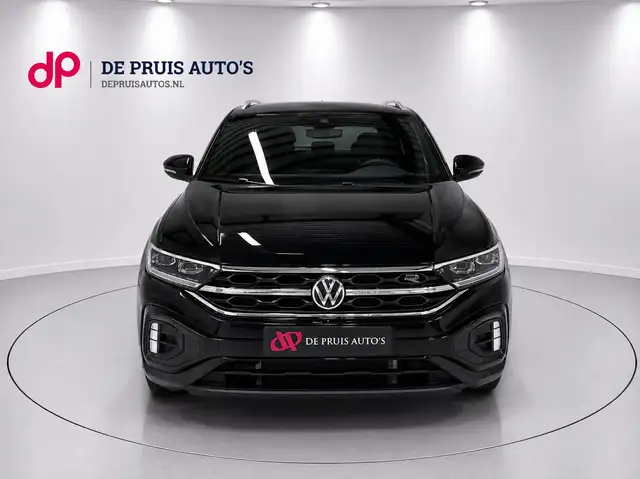 Volkswagen T-Roc view 6