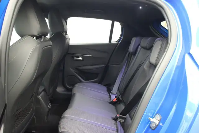 Peugeot 208 view 7