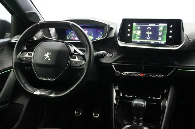 Peugeot 208 view 3