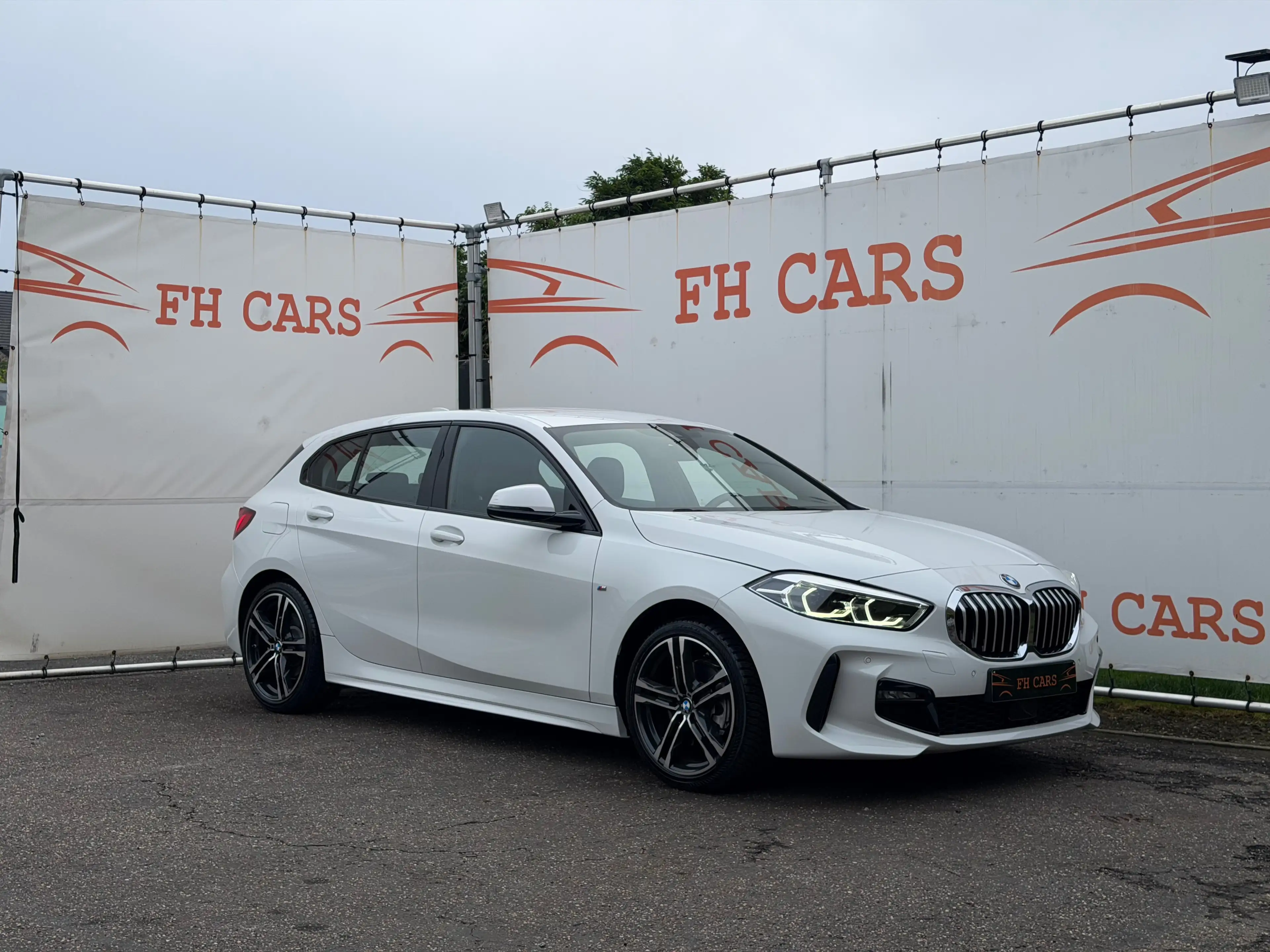 BMW 118 118i *M PACKET*2024*AUTOMATIC*FULL LED*GARANTIE — photo 2