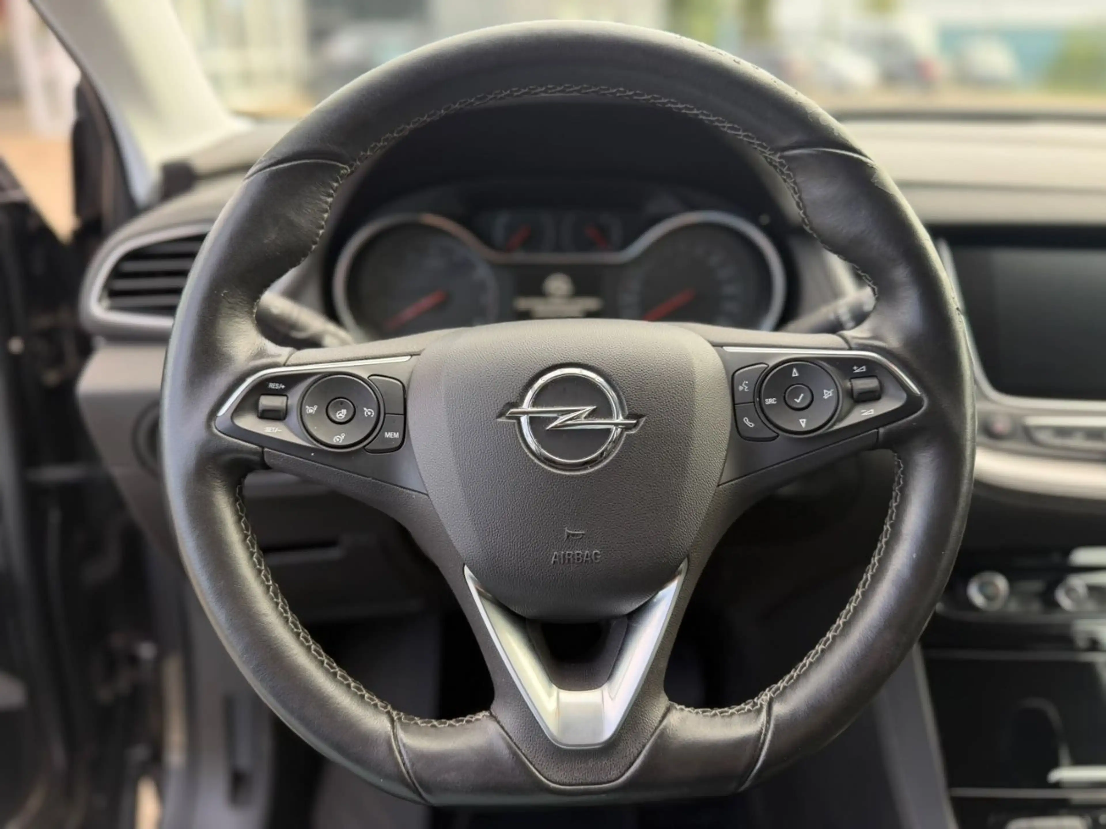 Opel Grandland LED Navi PDC SHZ SpurW el.Heck Kam. LM — photo 12