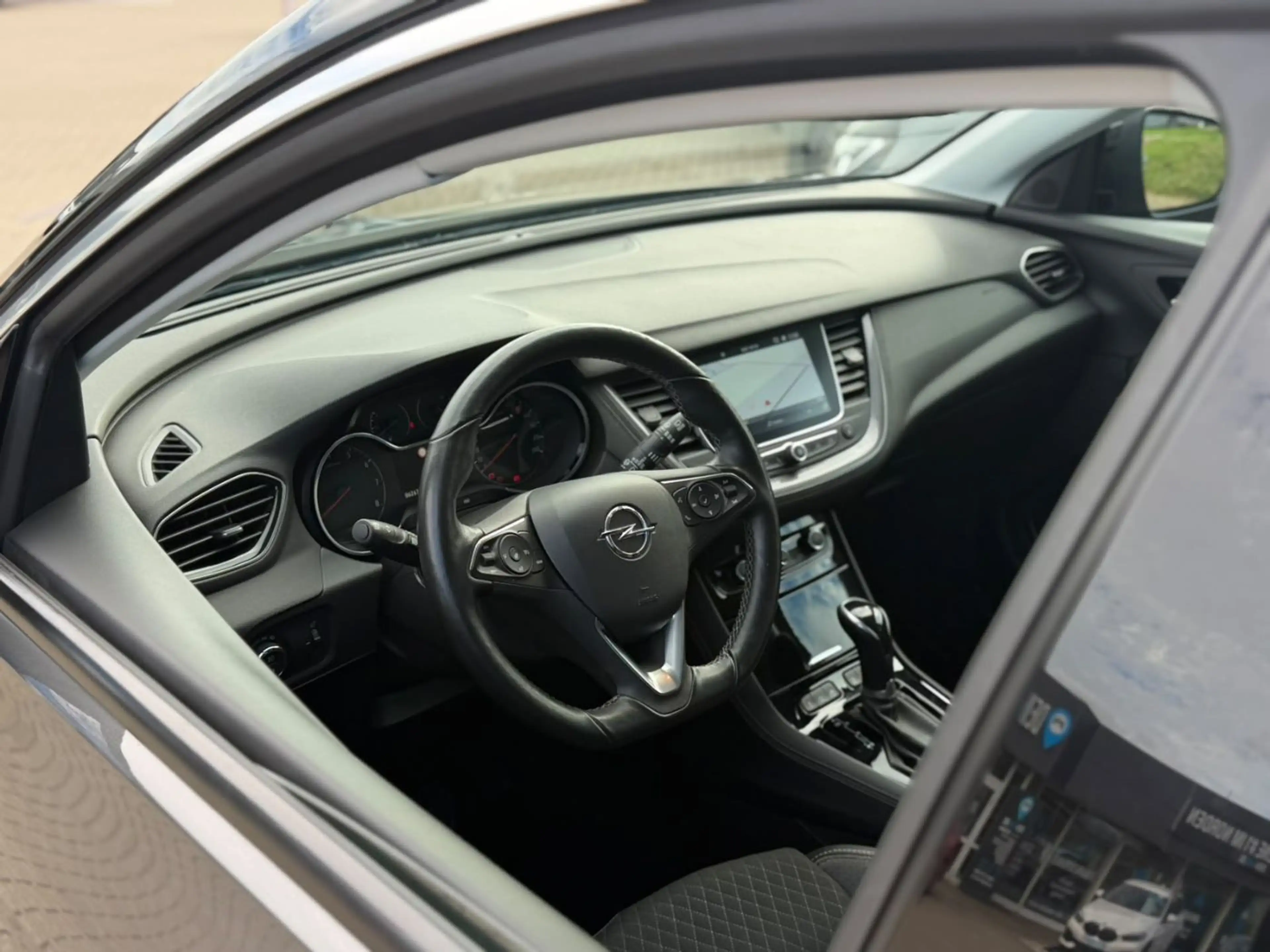Opel Grandland LED Navi PDC SHZ SpurW el.Heck Kam. LM — photo 11