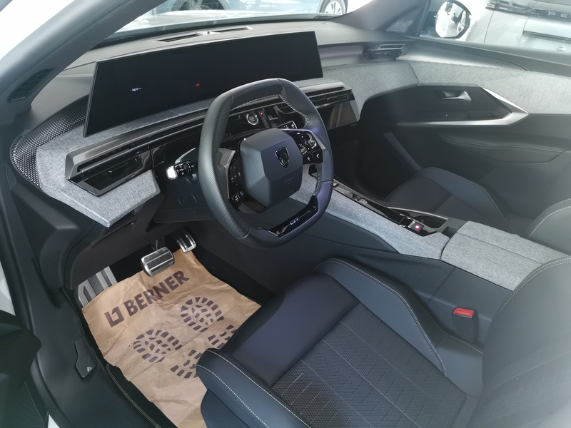 Peugeot 5008 5008 mHEV 145 e-DCS6 Aut. GT — photo 7