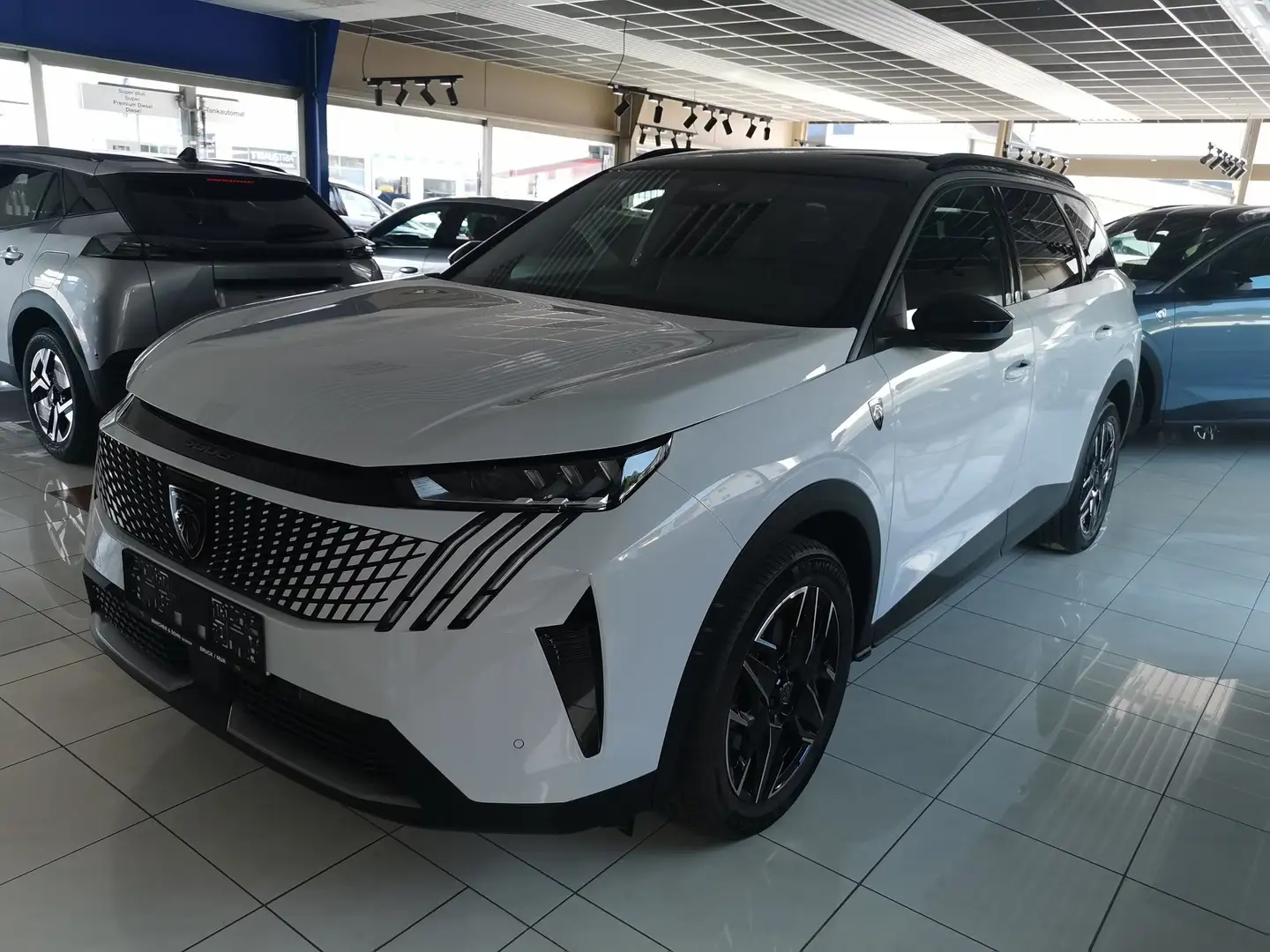 Peugeot 5008 5008 mHEV 145 e-DCS6 Aut. GT Weiß - 1