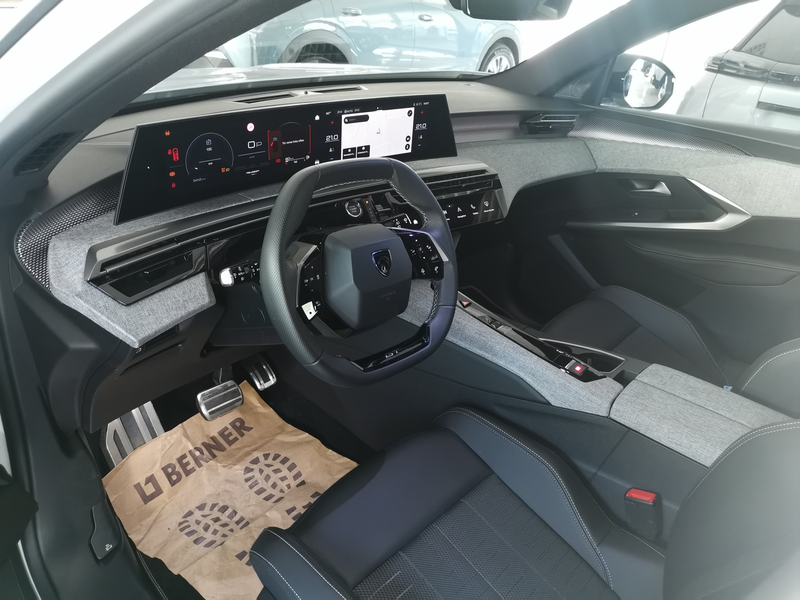 Peugeot 5008 5008 mHEV 145 e-DCS6 Aut. GT — photo 8
