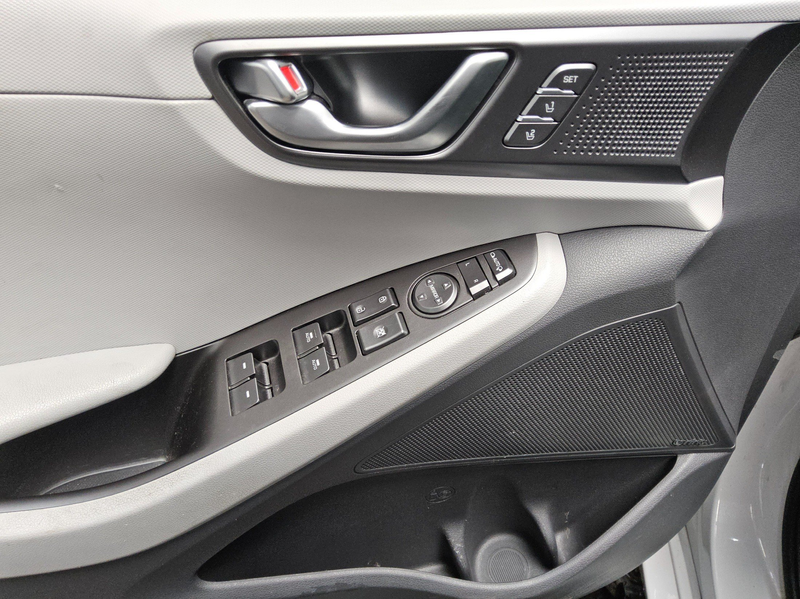 Hyundai IONIQ 1.6 GDI Hybrid Navi LED Leder RfK AID — photo 10