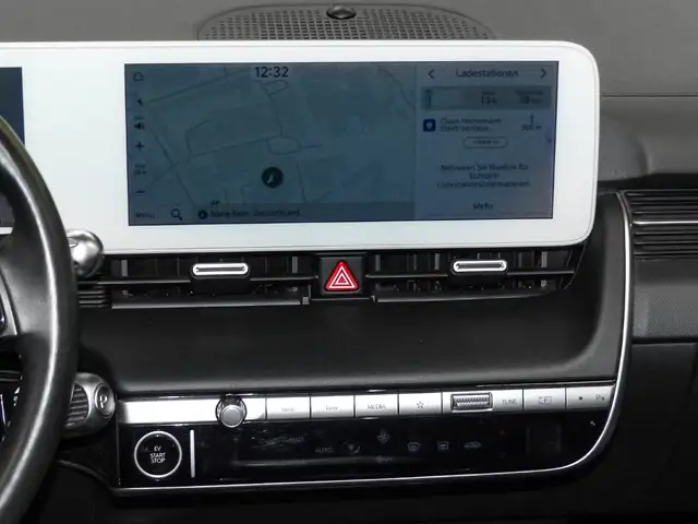 Hyundai Ioniq 5 view 7