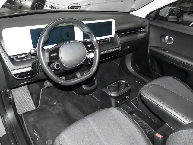Hyundai Ioniq 5 view 5
