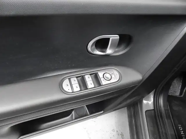 Hyundai Ioniq 5 view 13