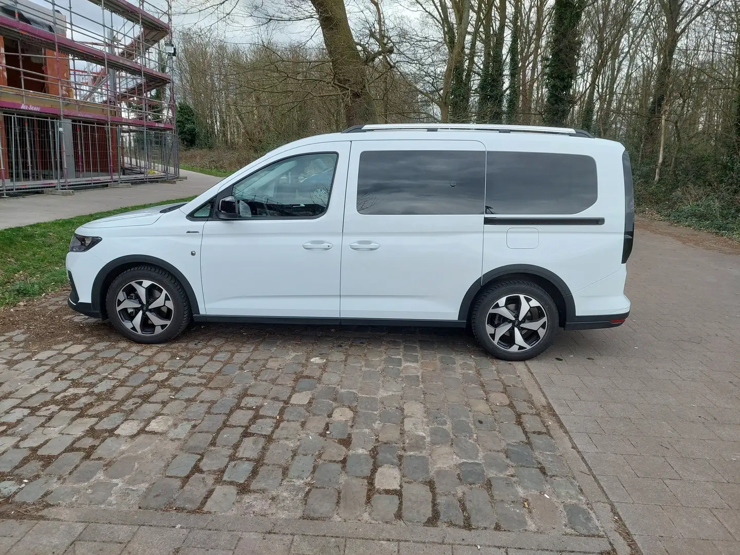 Ford Tourneo Connect Grand Tourneo Connect 1.5 EcoBoostACTIVE Wit - 2