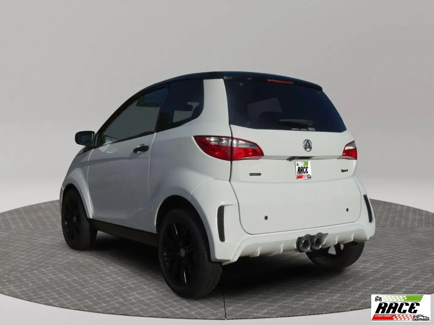 Aixam Bianco - 2