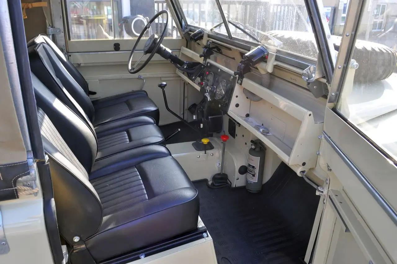 Land Rover Series A *komplettrestaurierung + TOP-Zustand*, foto 10