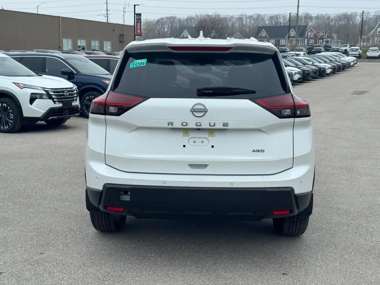 Nissan Rogue снимка Nissan Rogue