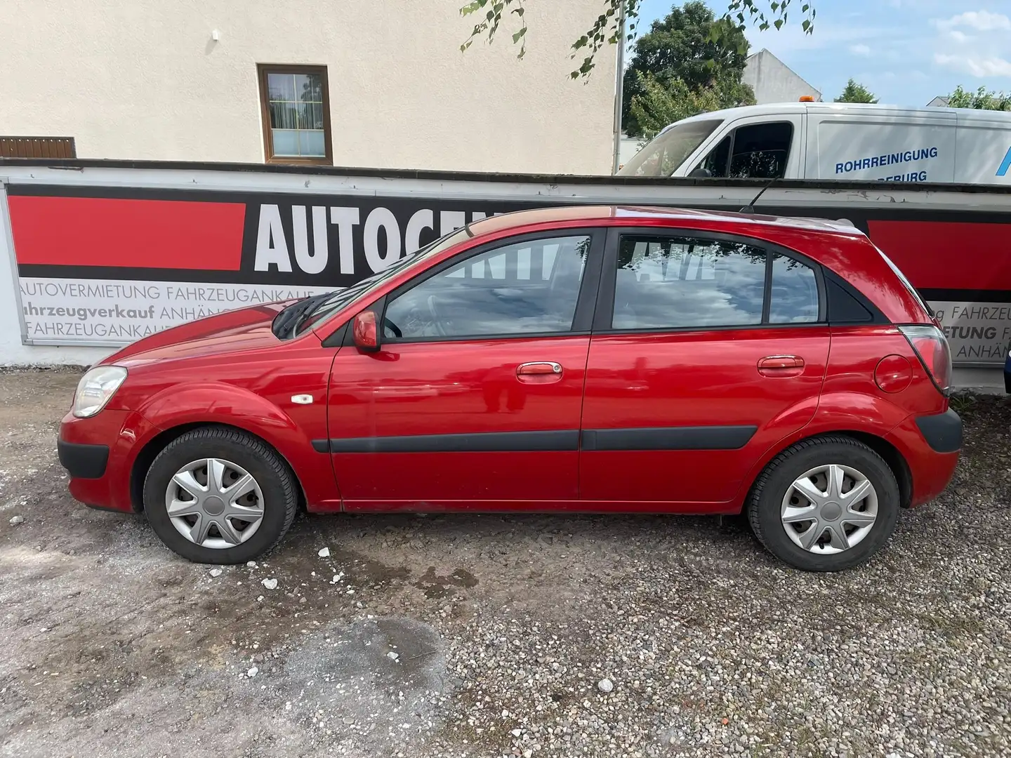 Kia Rio 1.4 EX Basis Rojo - 1