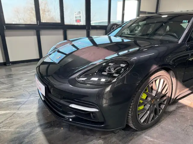 Porsche Panamera 4 E-Hybrid PHEV Executive Aut. Ansicht 3