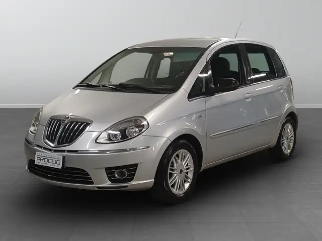 Lancia MUSA II 2007 - Musa 1.4 16v Gold c/c.traz.,esp s&s E5