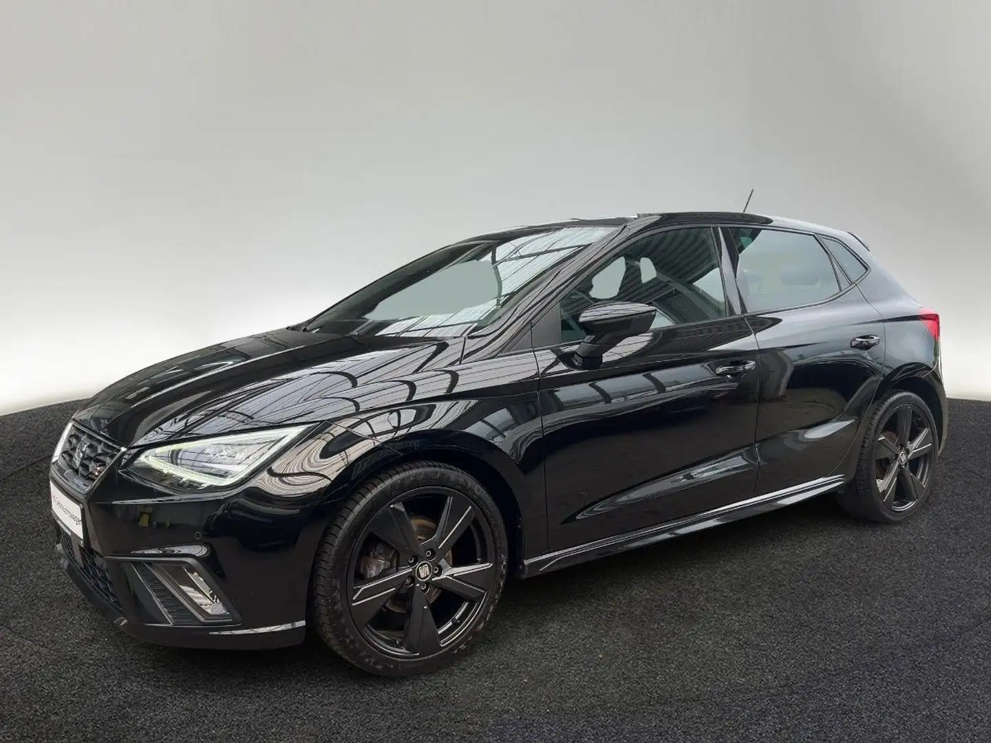 SEAT Ibiza 1.0 TSI FR DSG Pano Kamera Sitzhzg Schwarz - 2