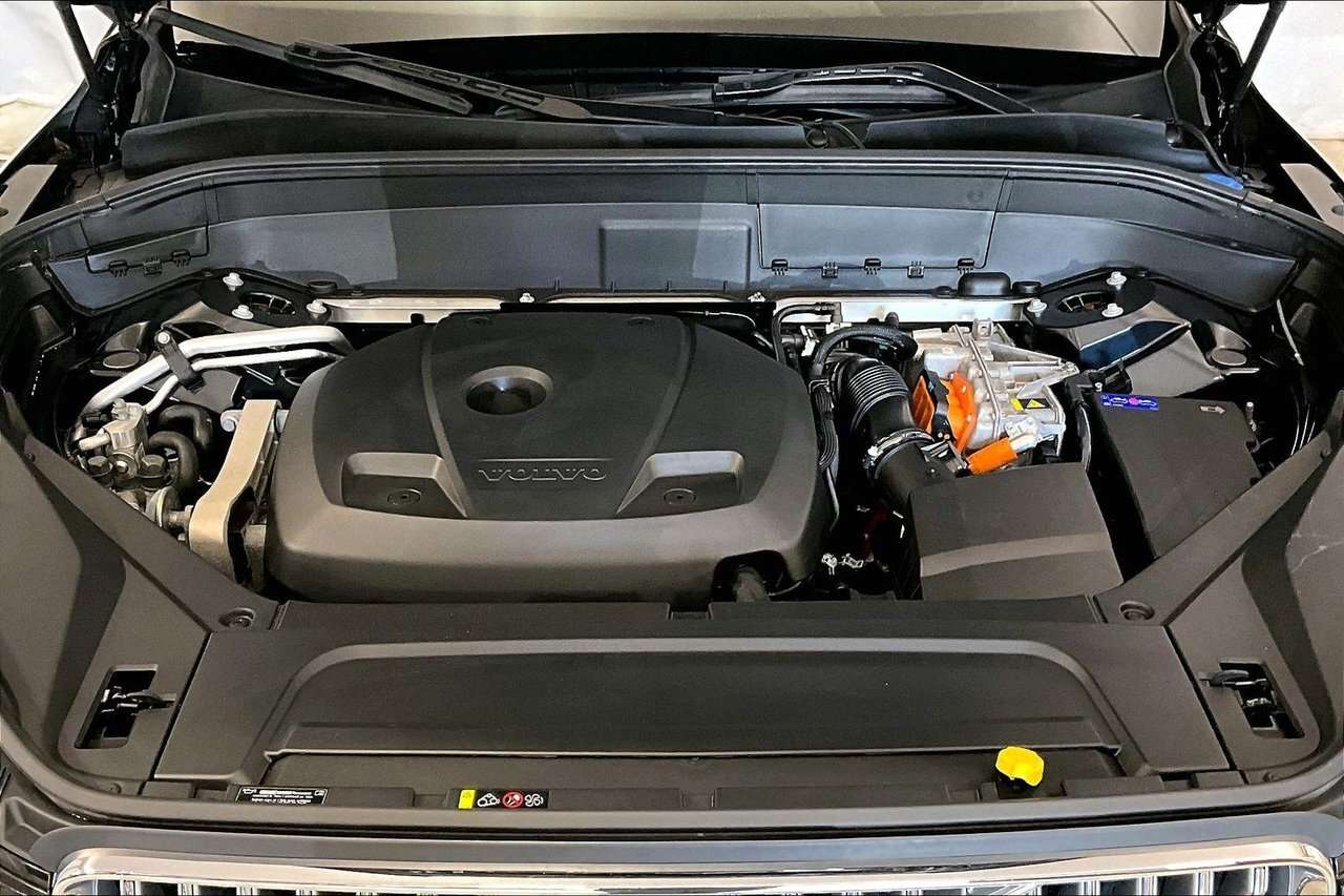2024 Volvo XC90 ULTIMATE BRIGHT PHEV - HARMAN KARDON - VENTILATED thumb 9
