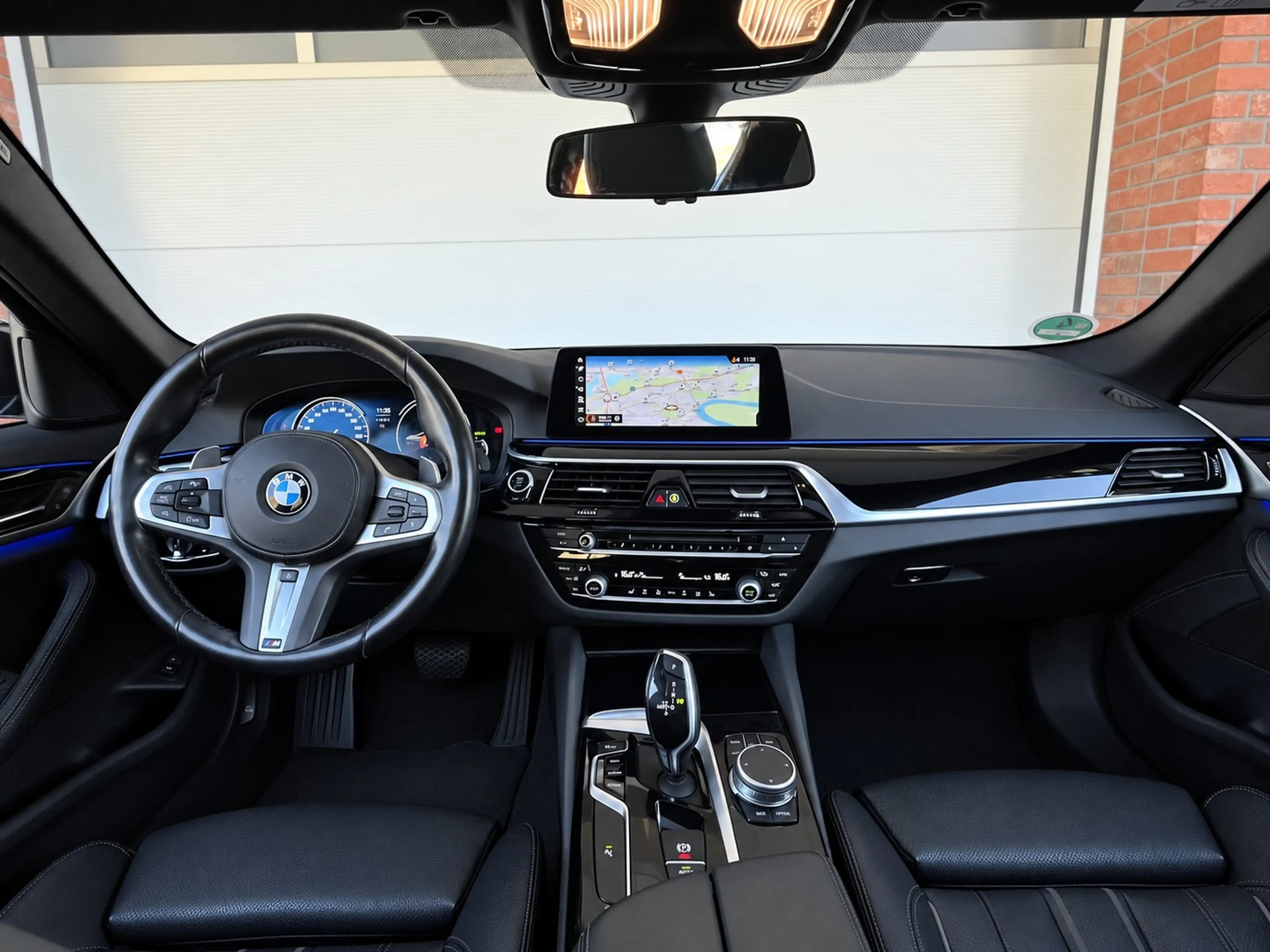 BMW 520 Sportpaket Schiebedach HeadUp — photo 5