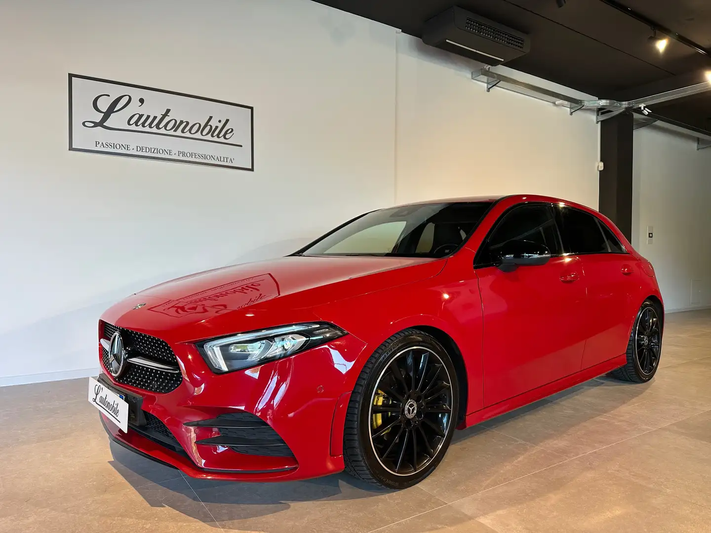 Mercedes-Benz A 180 Classe A Premium Motore Mercedes Rosso - 1