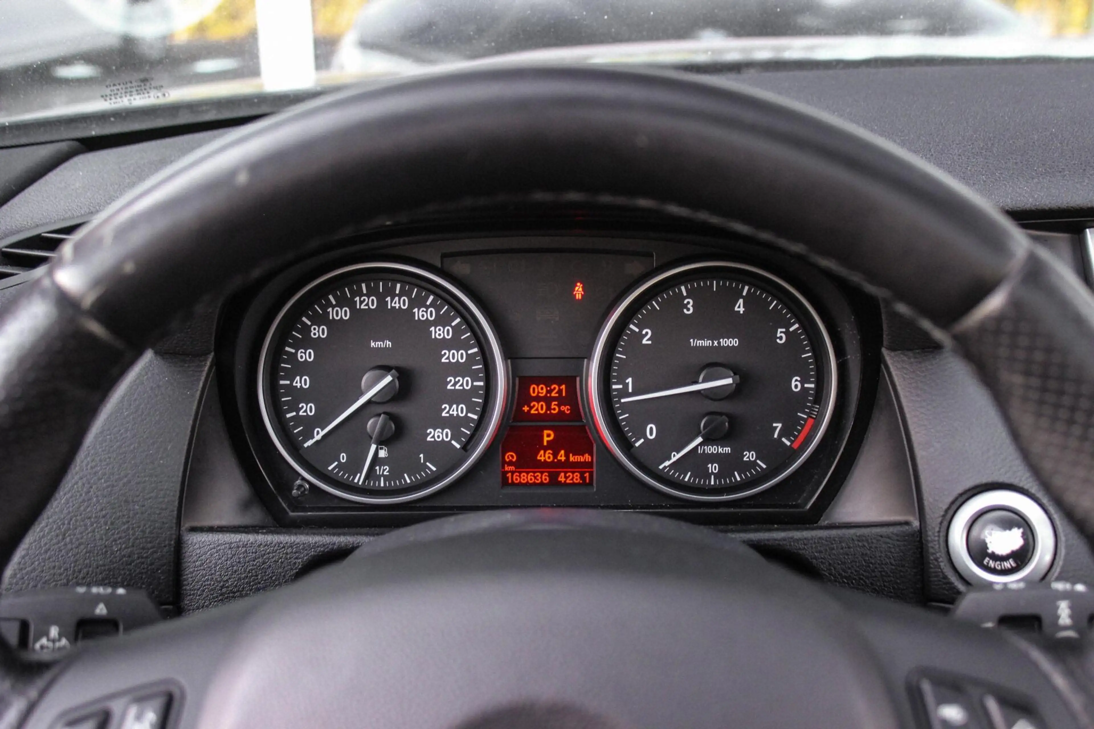 BMW X1 E84 sDrive20i High Executive sDrive20i High Execut — photo 22
