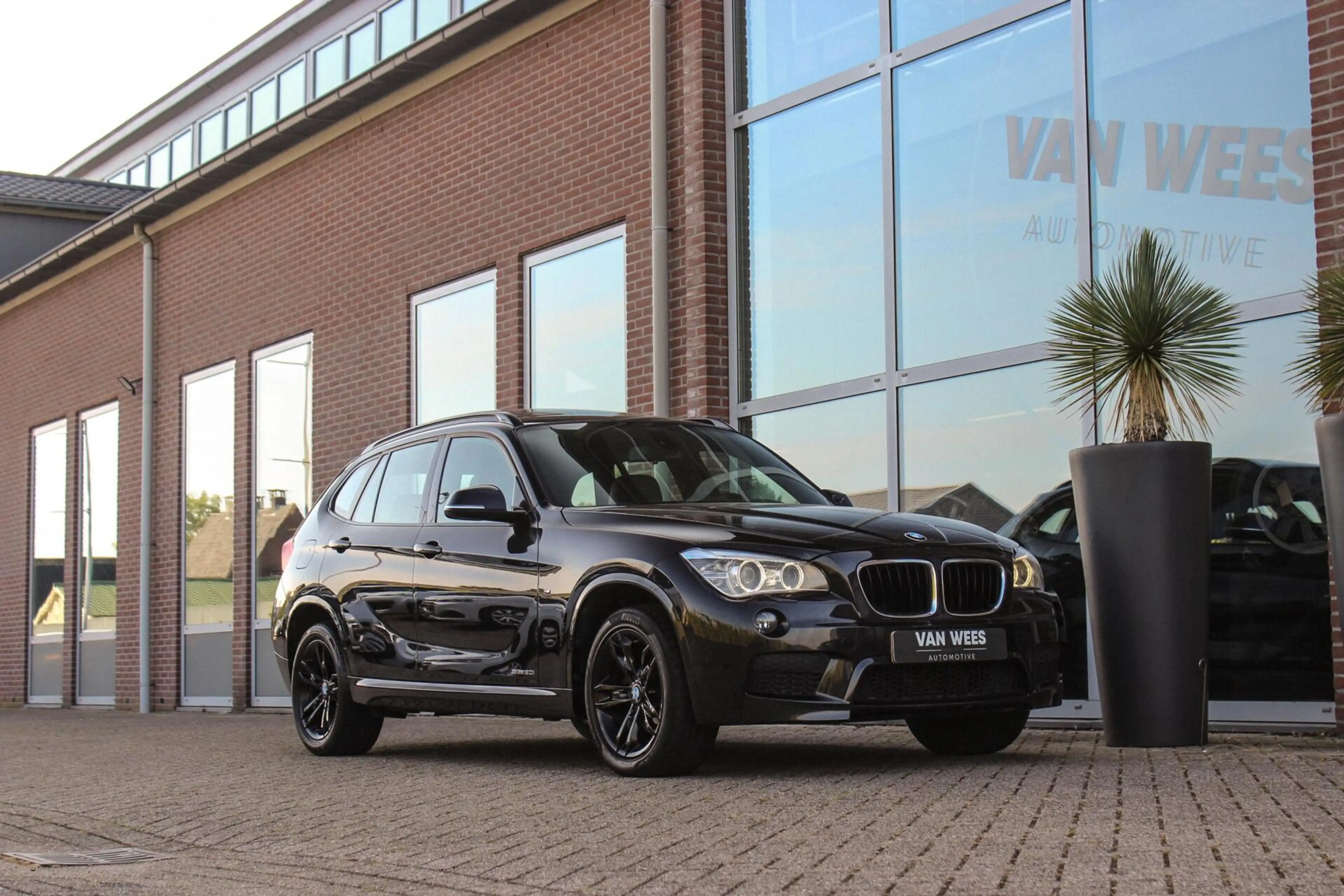 BMW X1 E84 sDrive20i High Executive sDrive20i High Execut — photo 9