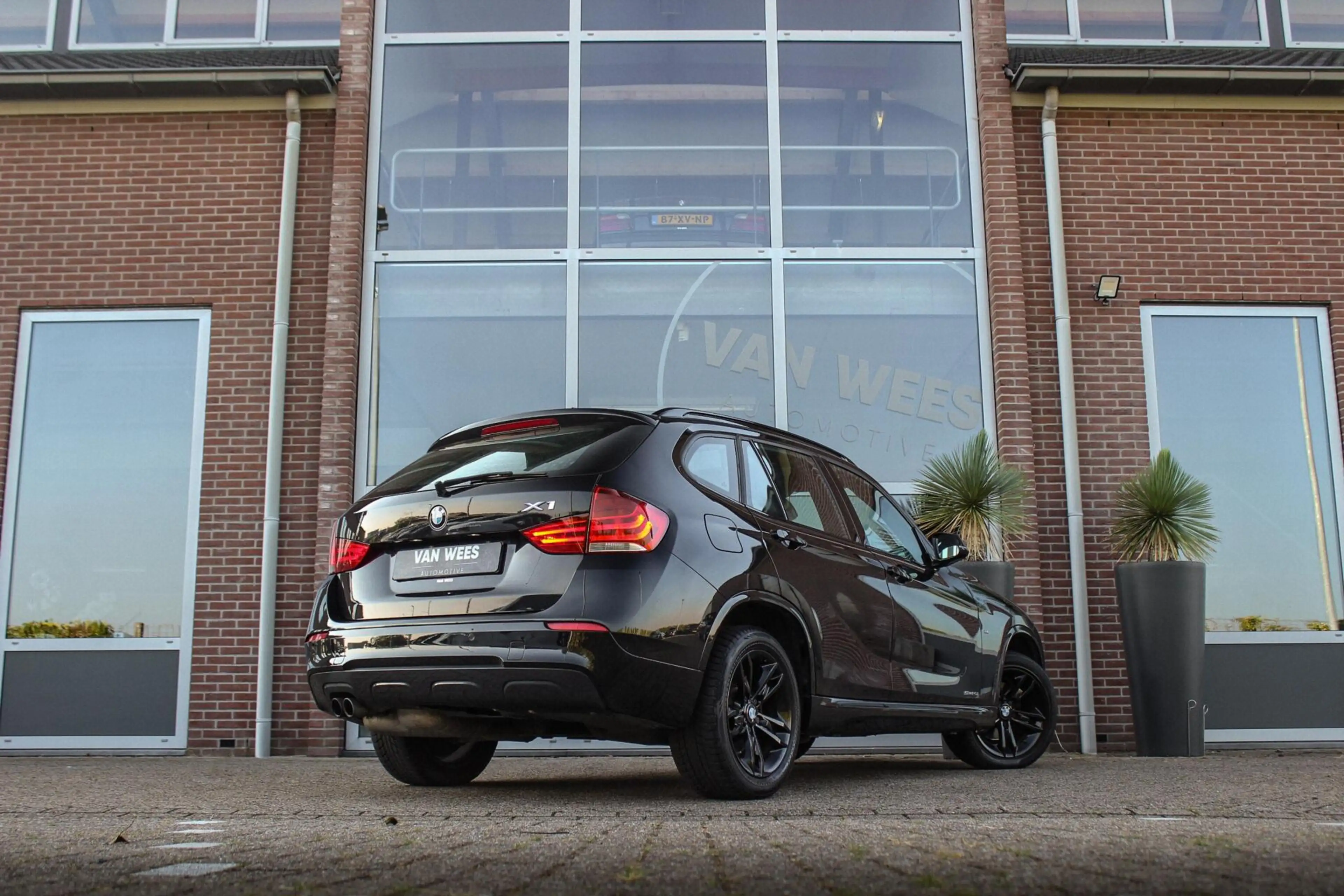BMW X1 E84 sDrive20i High Executive sDrive20i High Execut — photo 5