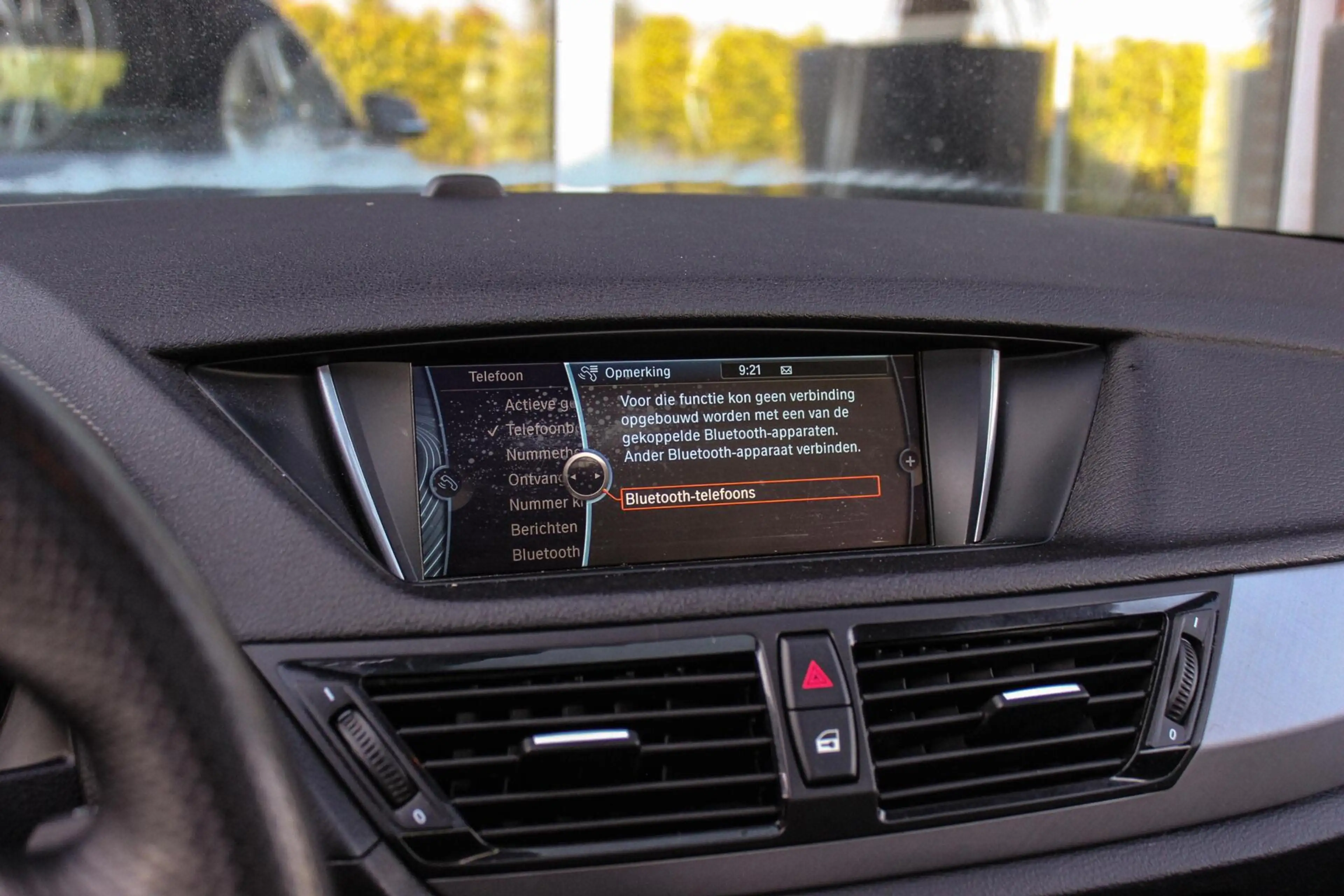 BMW X1 E84 sDrive20i High Executive sDrive20i High Execut — photo 25