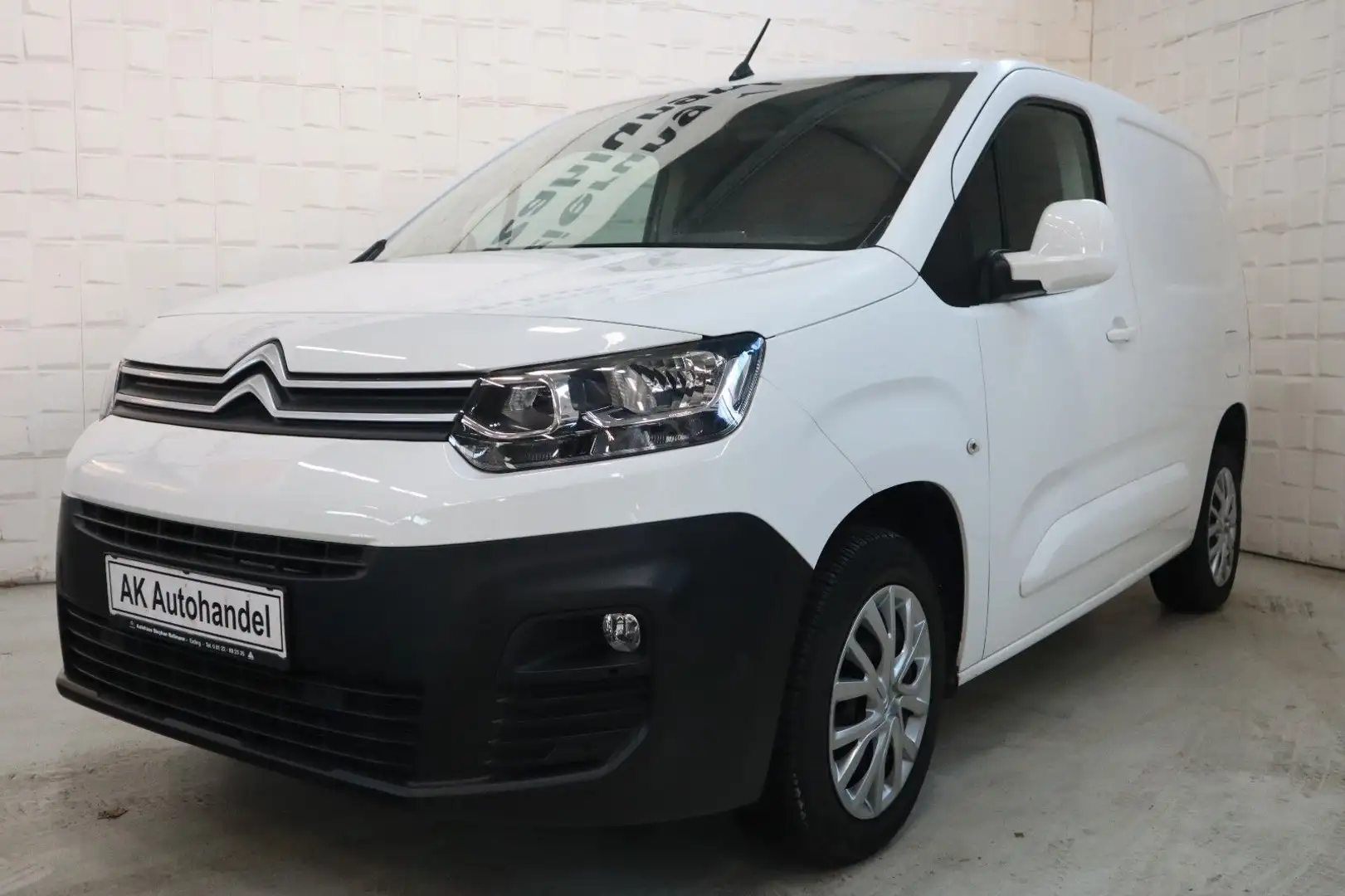 Citroen Berlingo Kasten Club M/L1 Klima Tempomat Kamera Weiß - 1