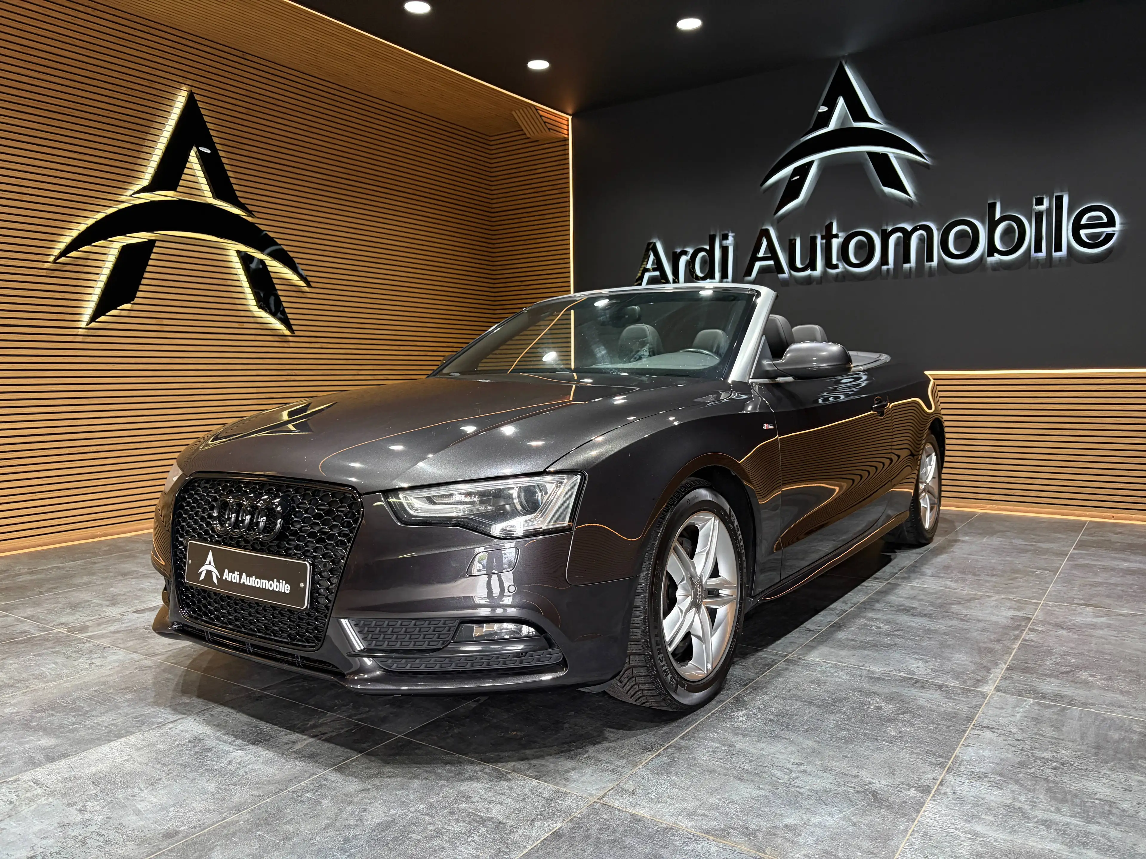 Audi A5 Cabriolet 2.0 TDi Multitronic *S line*1ER PROPRIO*GARANTIE*