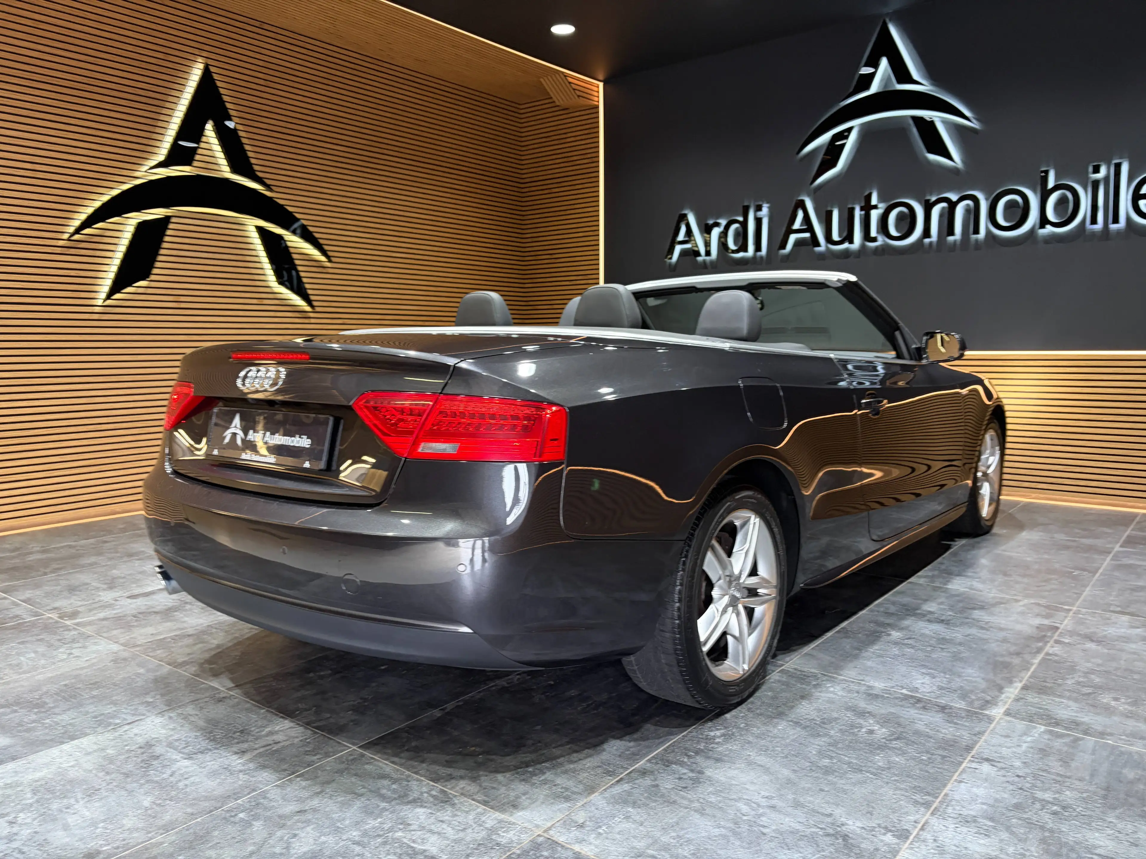 Audi A5 Cabriolet 2.0 TDi Multitronic *S line*1ER PROPRIO*GARANTIE* — photo 4