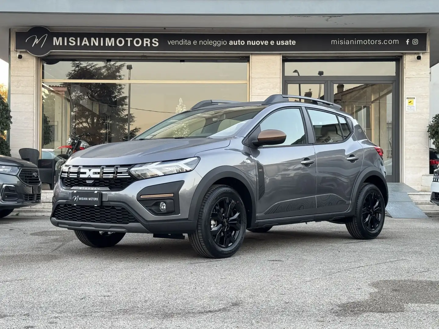 Dacia Sandero Sandero Stepway 1.0 TCe ECO-GPL Essential - Expre Bianco - 1