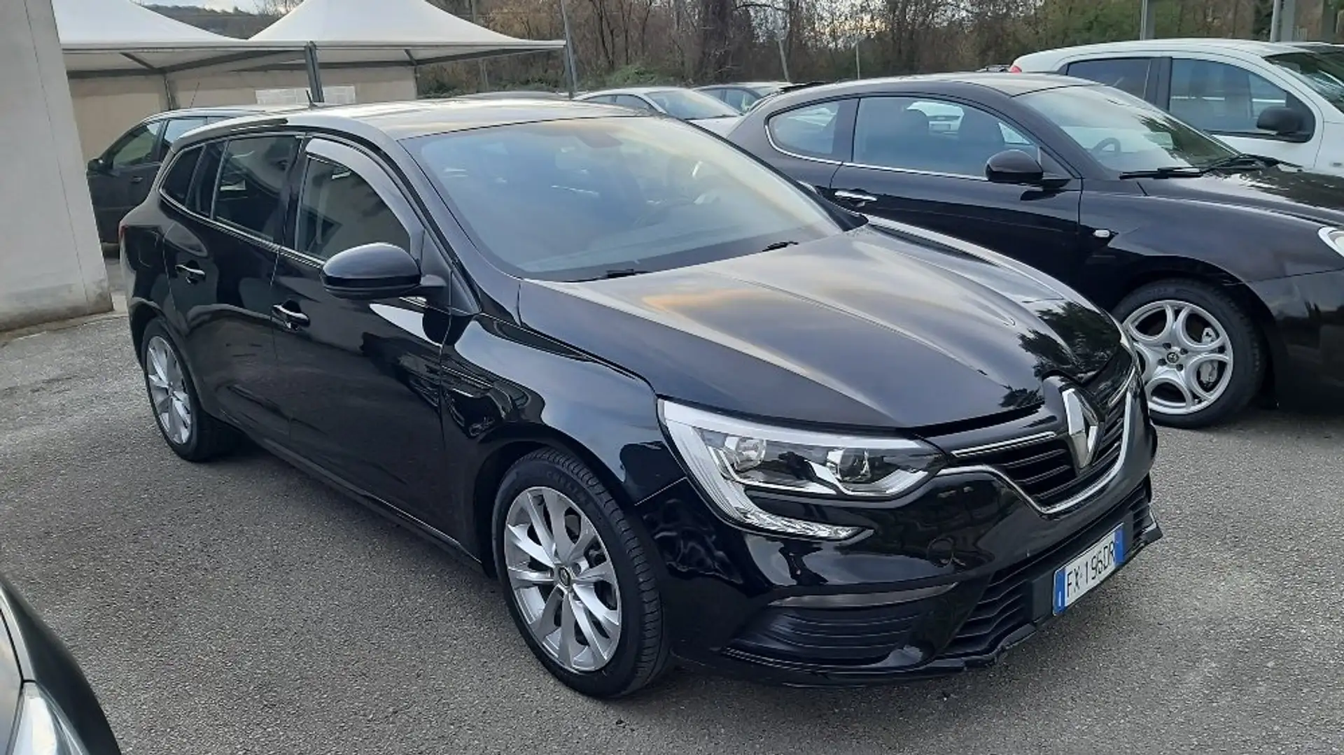Renault Megane Megane IV Sporter 1.5 blue dci Duel 95cv my19 Nero - 1