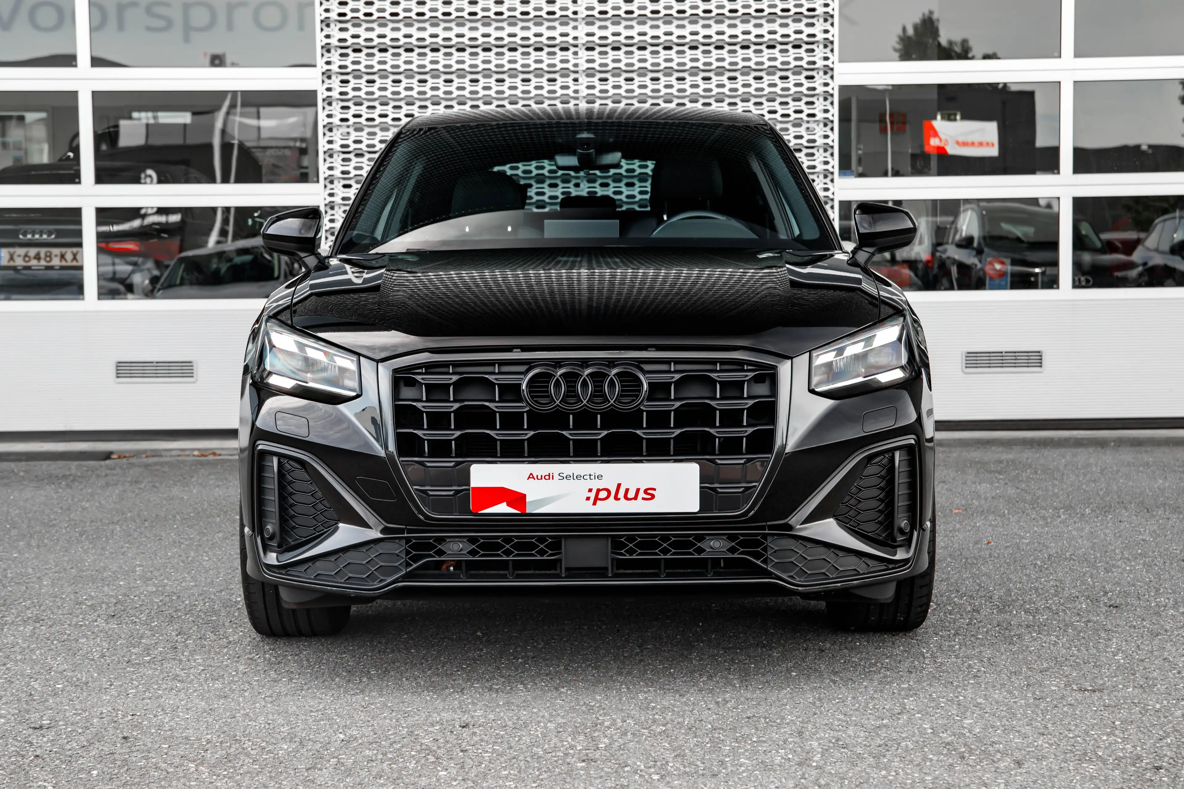 Audi Q2 35 TFSI S Edition — photo 3