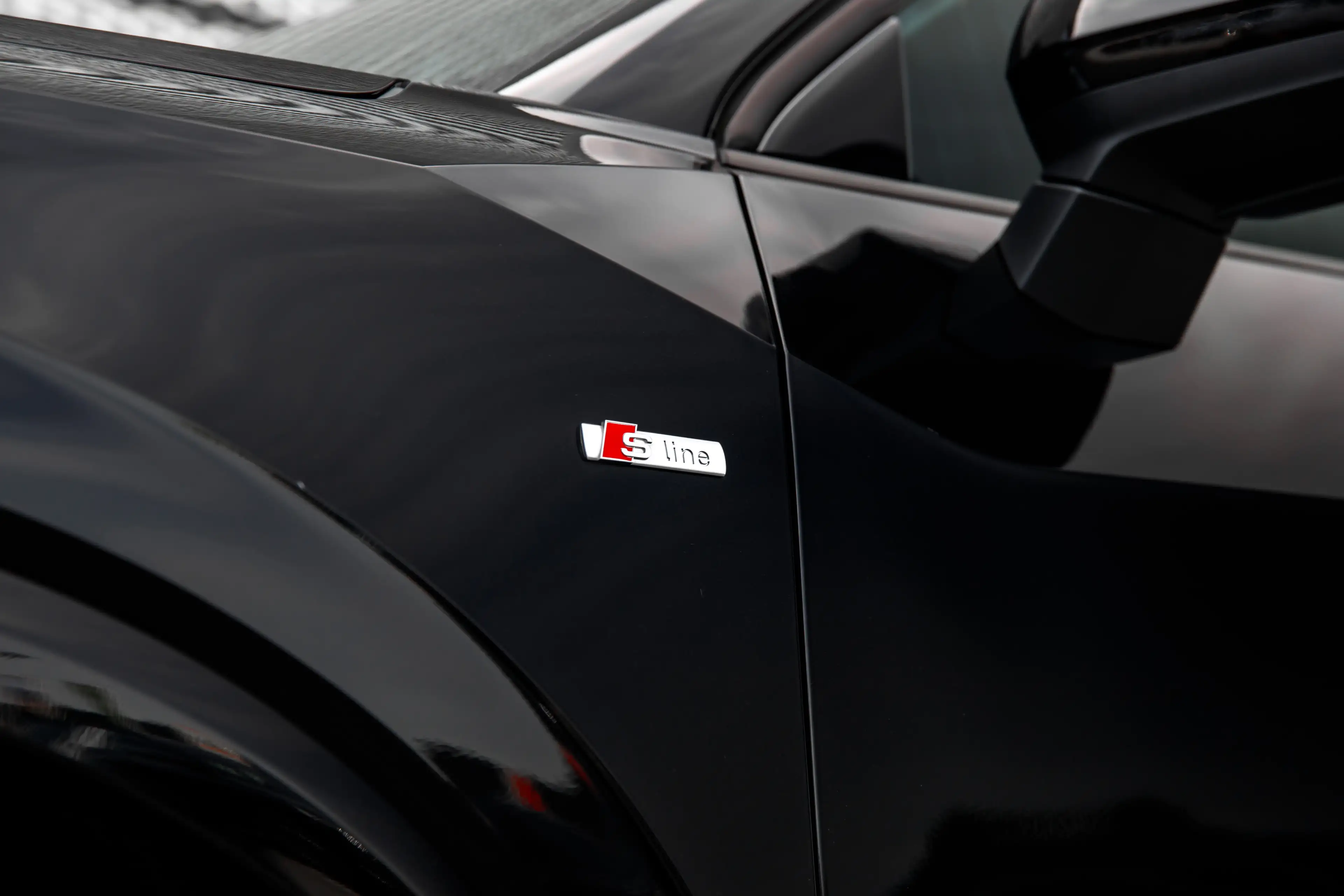 Audi Q2 35 TFSI S Edition — photo 14