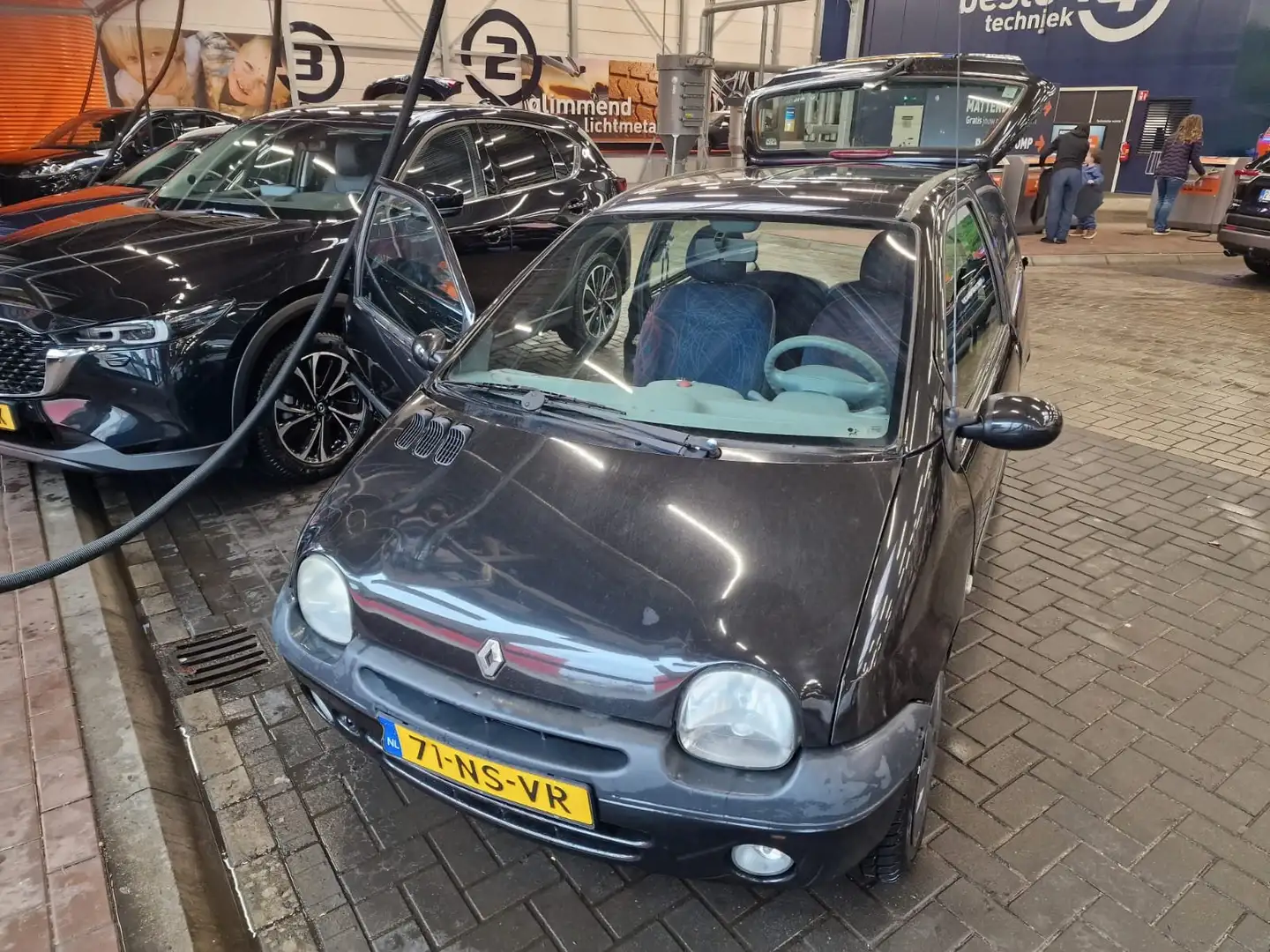 Renault Twingo Twingo 1.2 Privilège APK until Sep-2025 Negro - 1