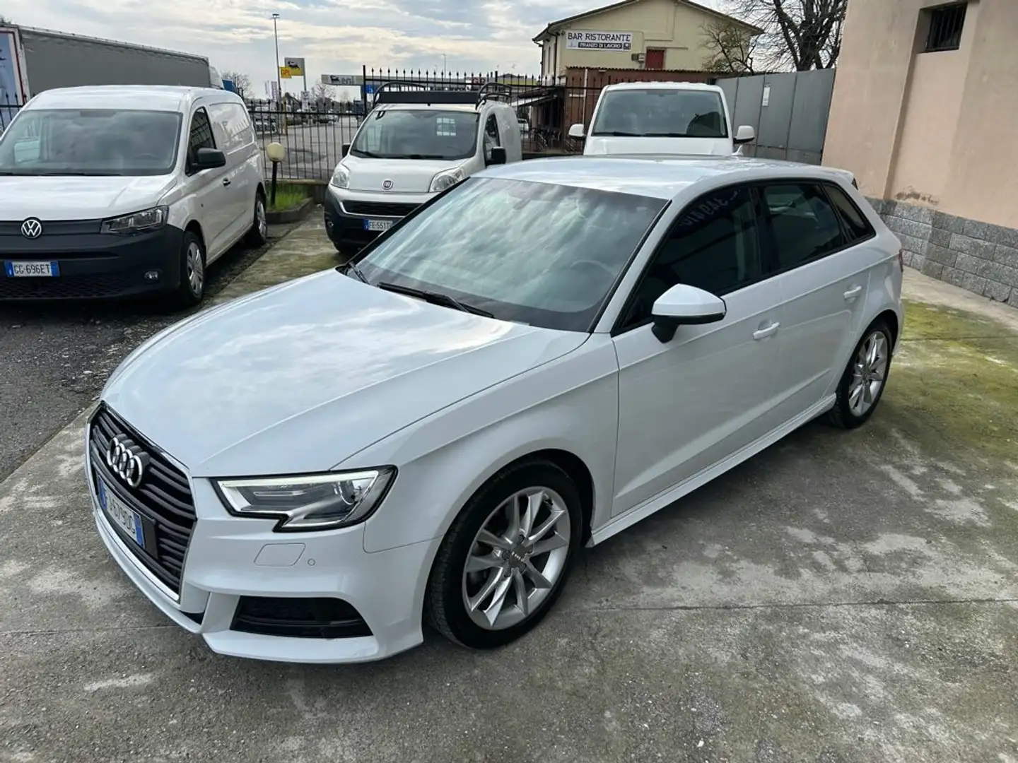 Audi A3 SPB 2.0 TDI Sport quattro edition Blanc - 1