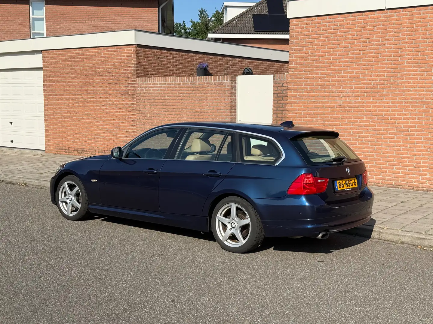 BMW 318 318 Corp.L.Bns Line Blauw - 2