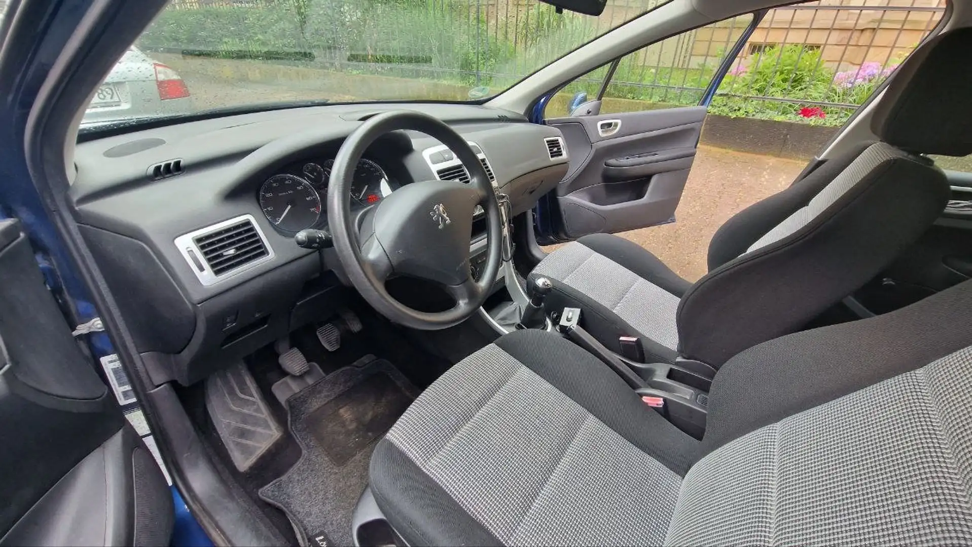 Peugeot 307 307  5-Türer 90 Grand Filou Cool - 2