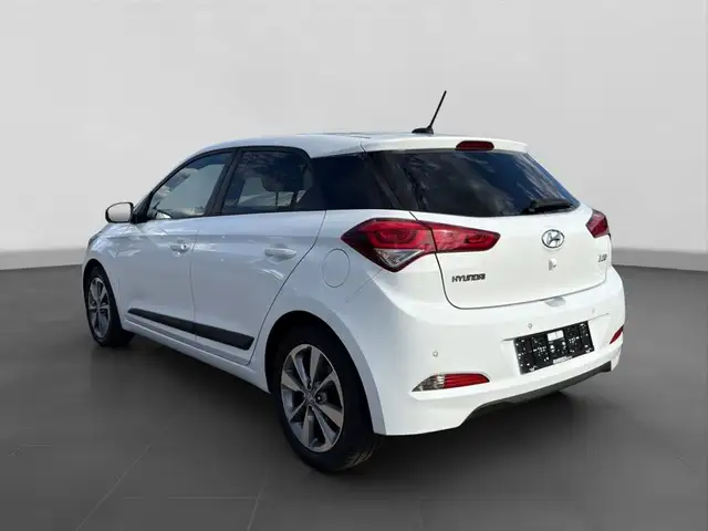 Hyundai I20 view 3