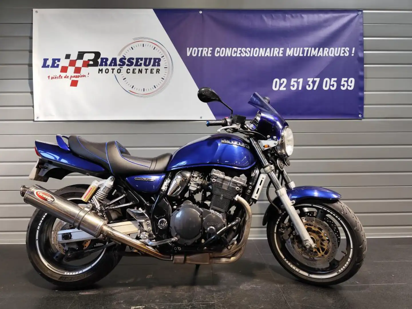 Suzuki GSX 750 Bleu - 1