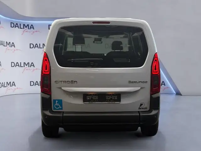 Citroen Berlingo view 4