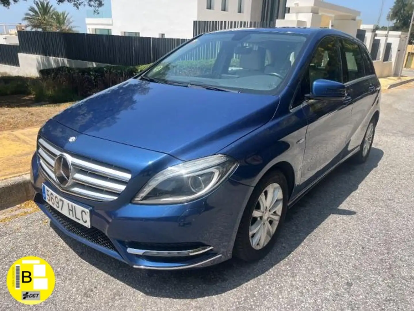 Mercedes-Benz B 180 CDI BlueEFFICIENCY 7G-DCT Blauw - 1