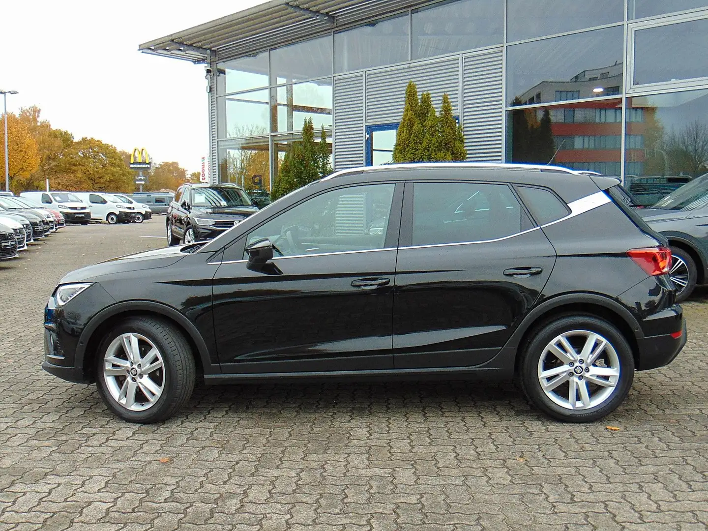 SEAT Arona 1.0 TSI FR DSG Noir - 2