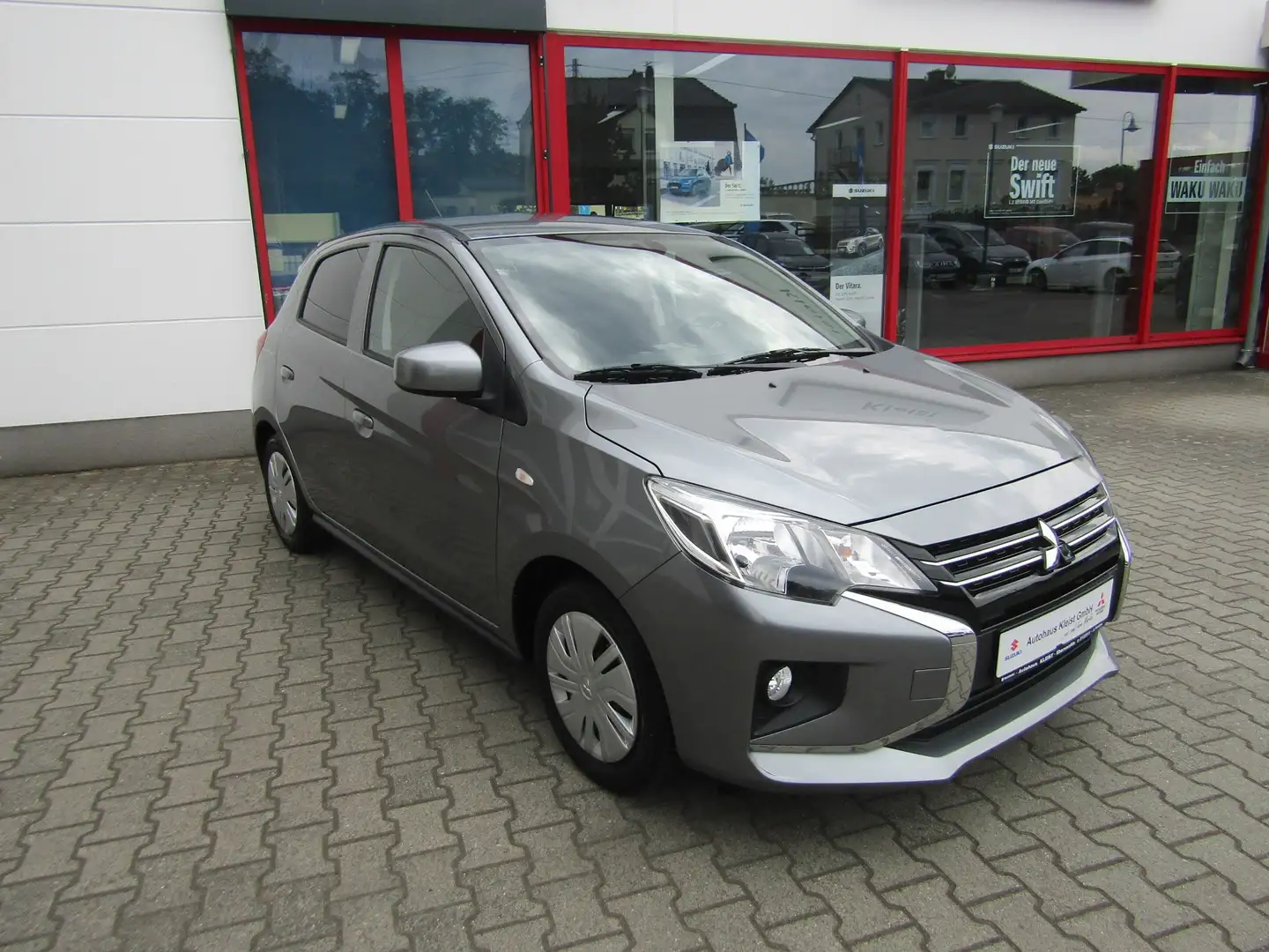 Mitsubishi Space Star 1.2 Spirit Klima Licht+Regensensor Allwetter Gris - 1
