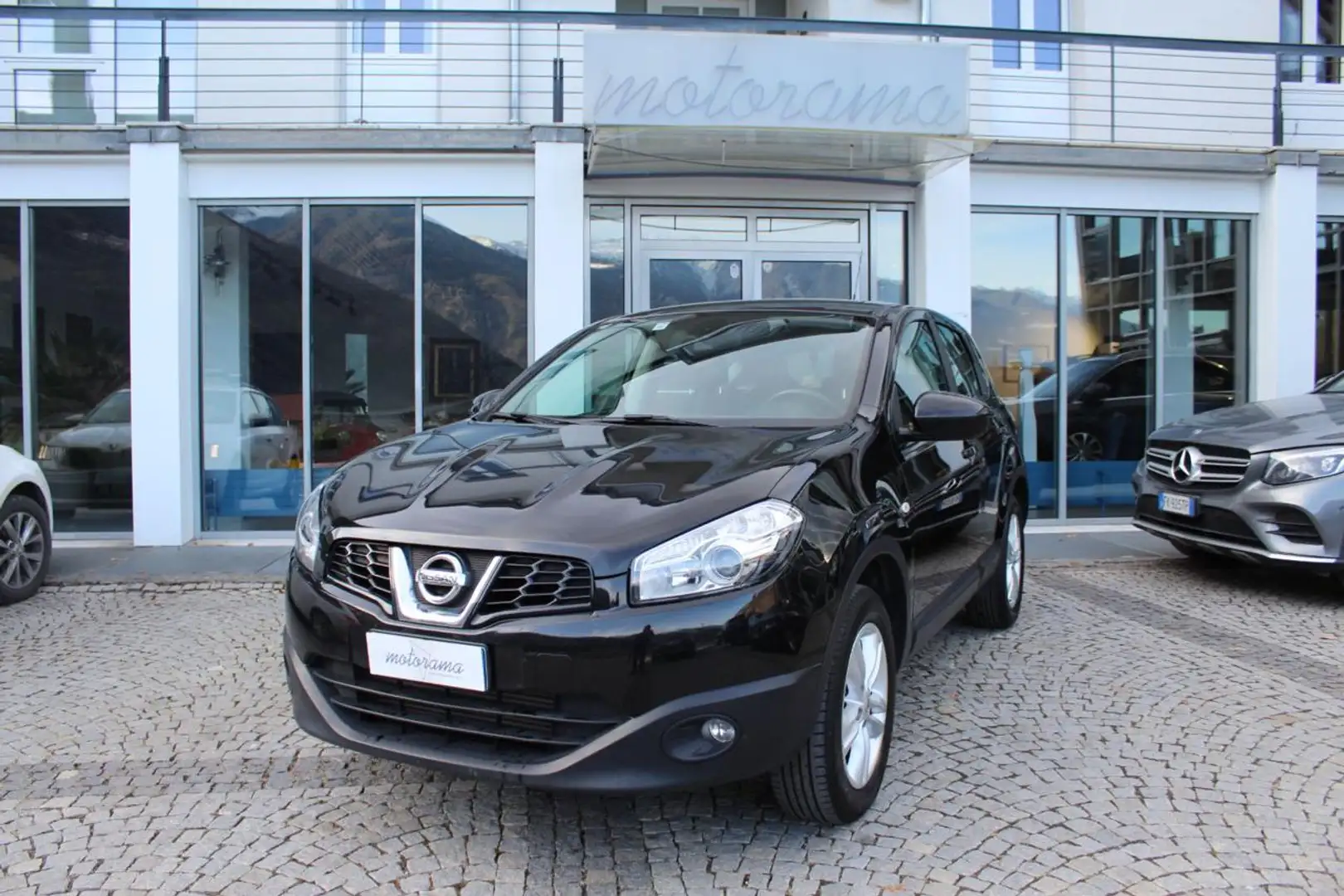 Nissan Qashqai 1.5 dCi DPF Tekna Nero - 1