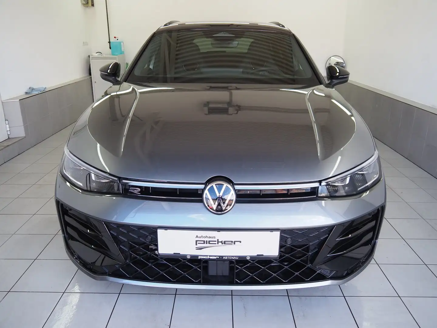 Volkswagen Passat Variant R-Line TDI 4MOTION DSG Grau - 2