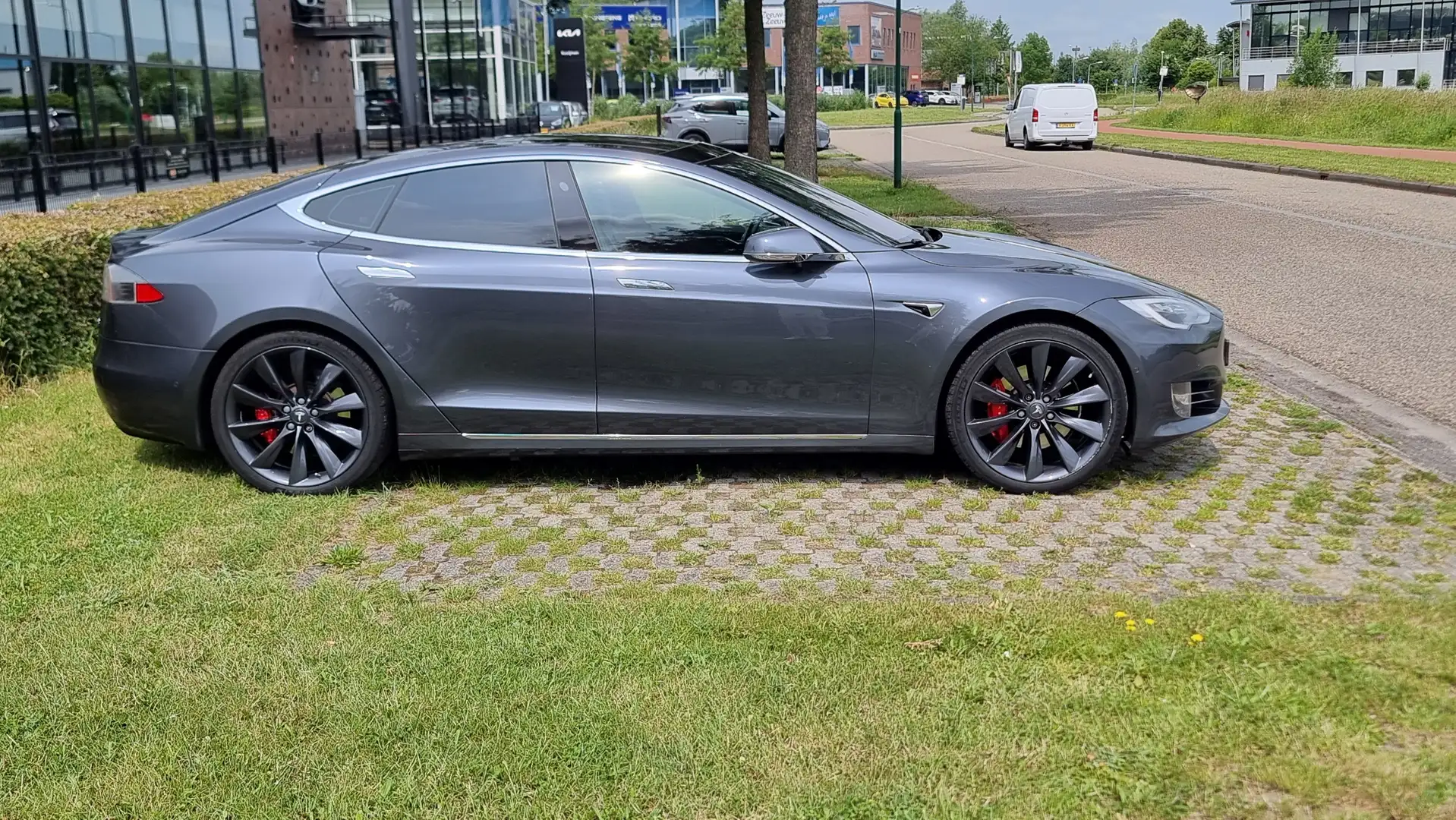 Tesla Model S P100D Performance free/ gratis supercharge SC01 Grey - 1