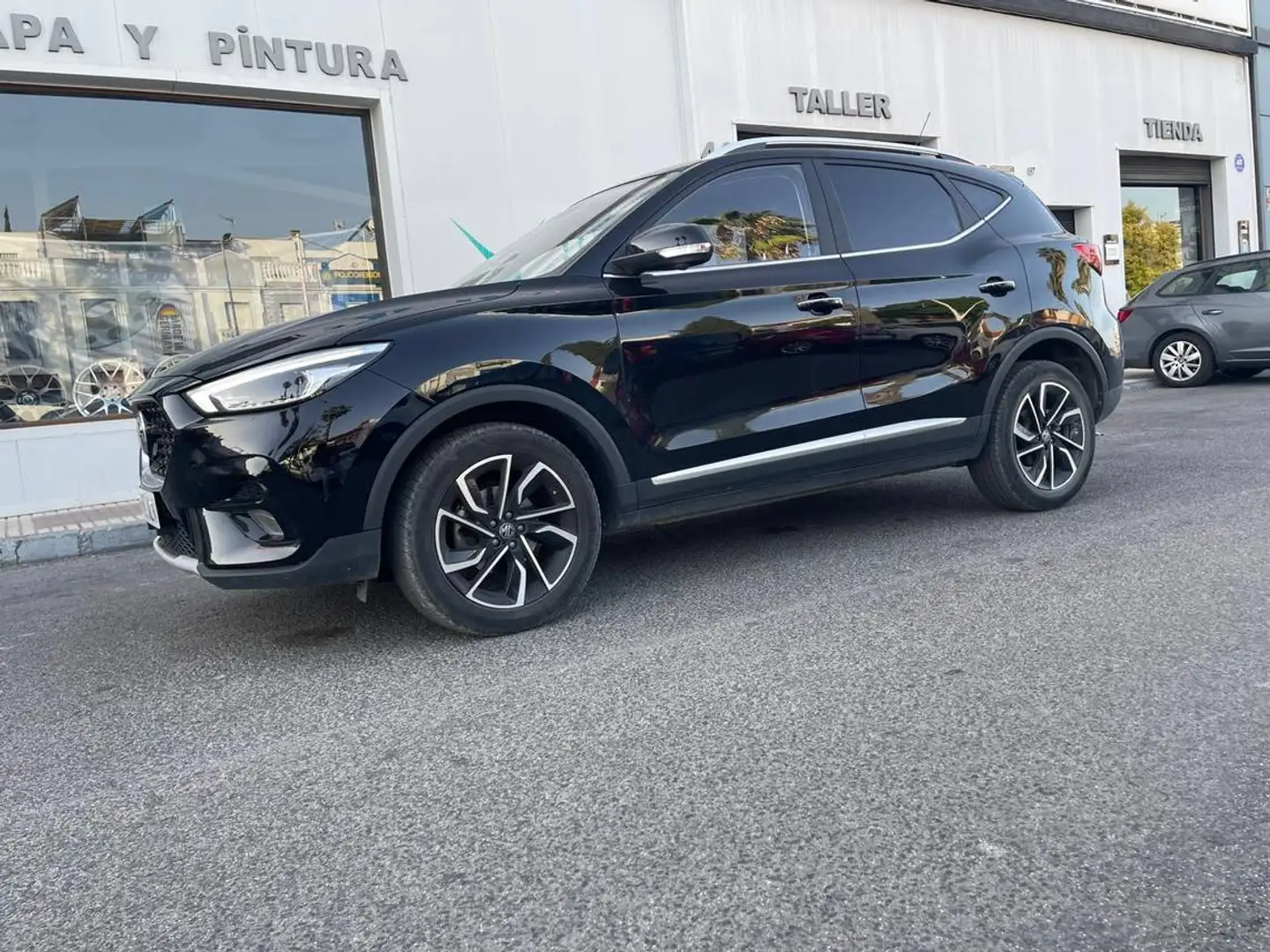 MG ZS 1.8 120 Negro - 2