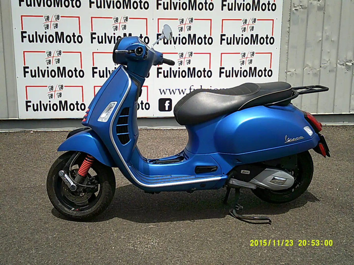 Piaggio GTS 125 Blau - 1